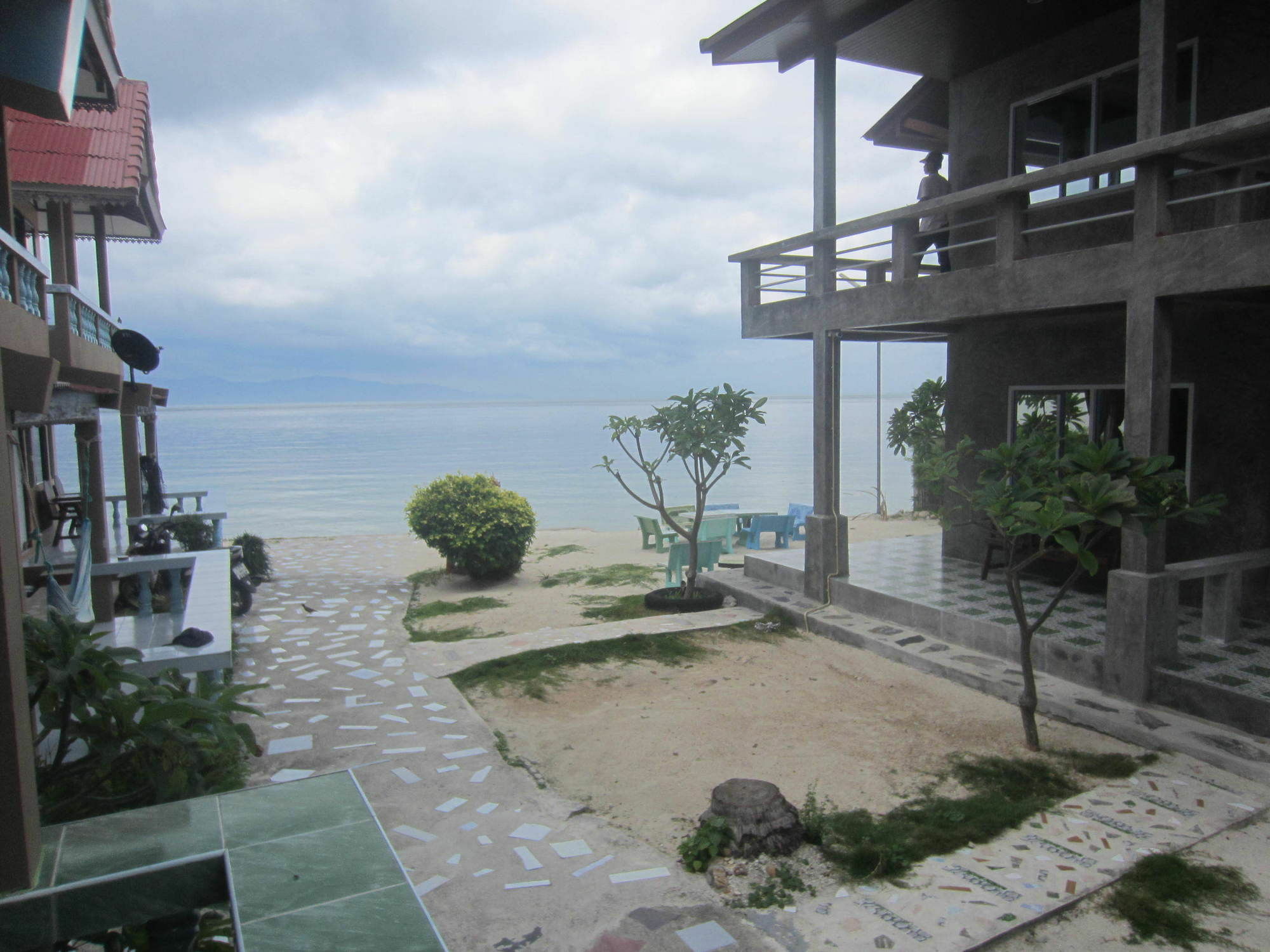 Charung Beach Haad Rin Exterior foto