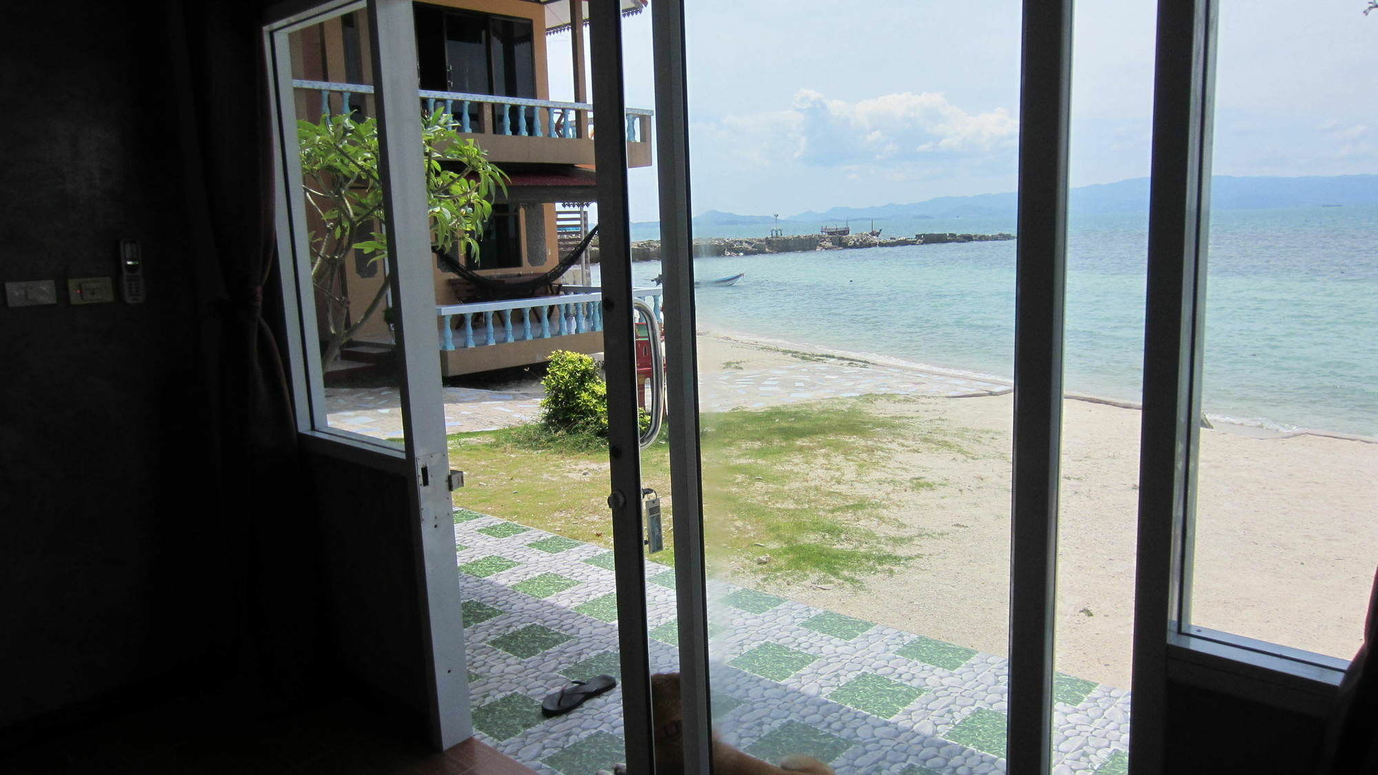 Charung Beach Haad Rin Exterior foto